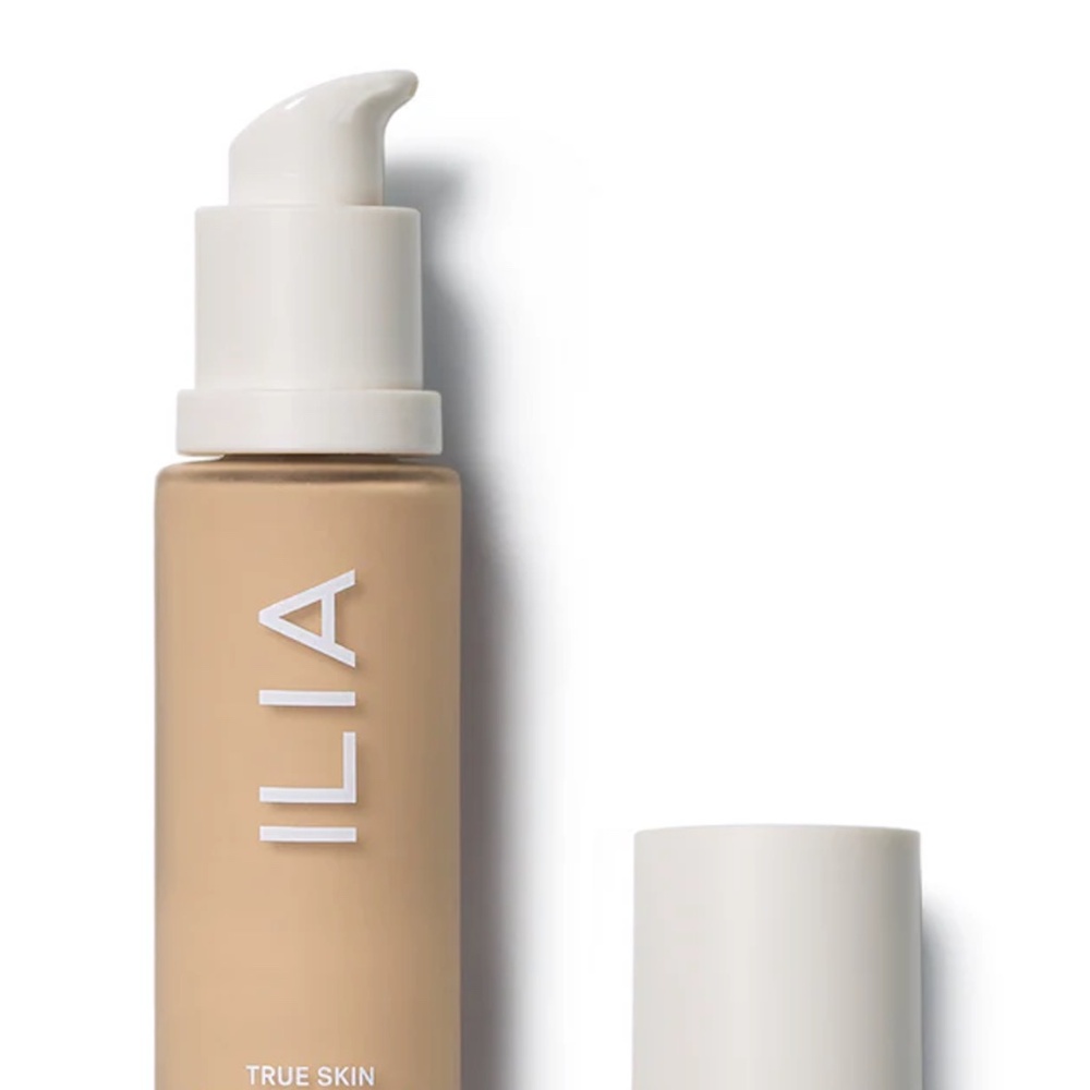 Ilia True Skin Serum Foundation in Shade 3.5 Corsica